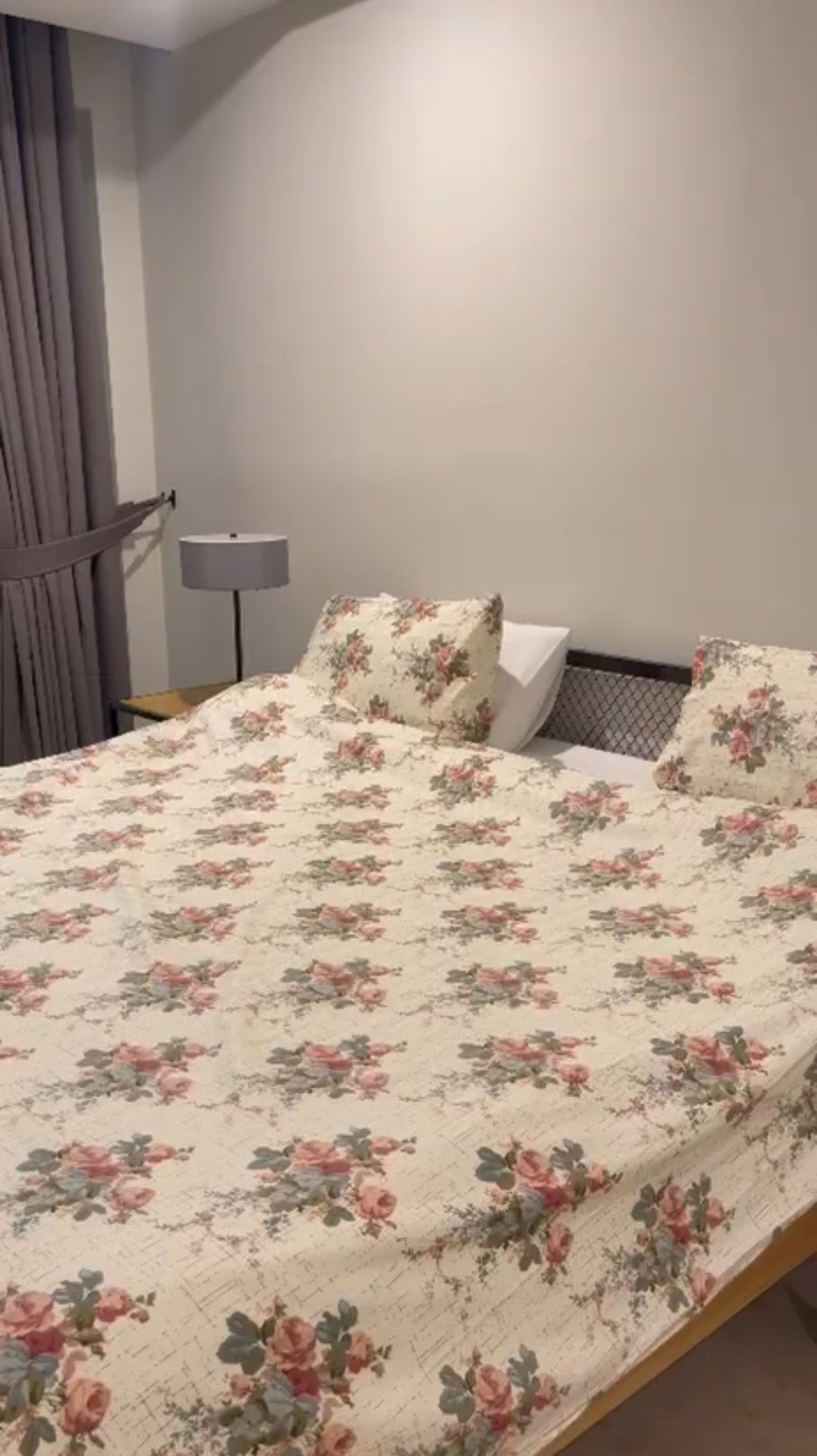 Cotton-Satin 5-Piece Bedsheet Set